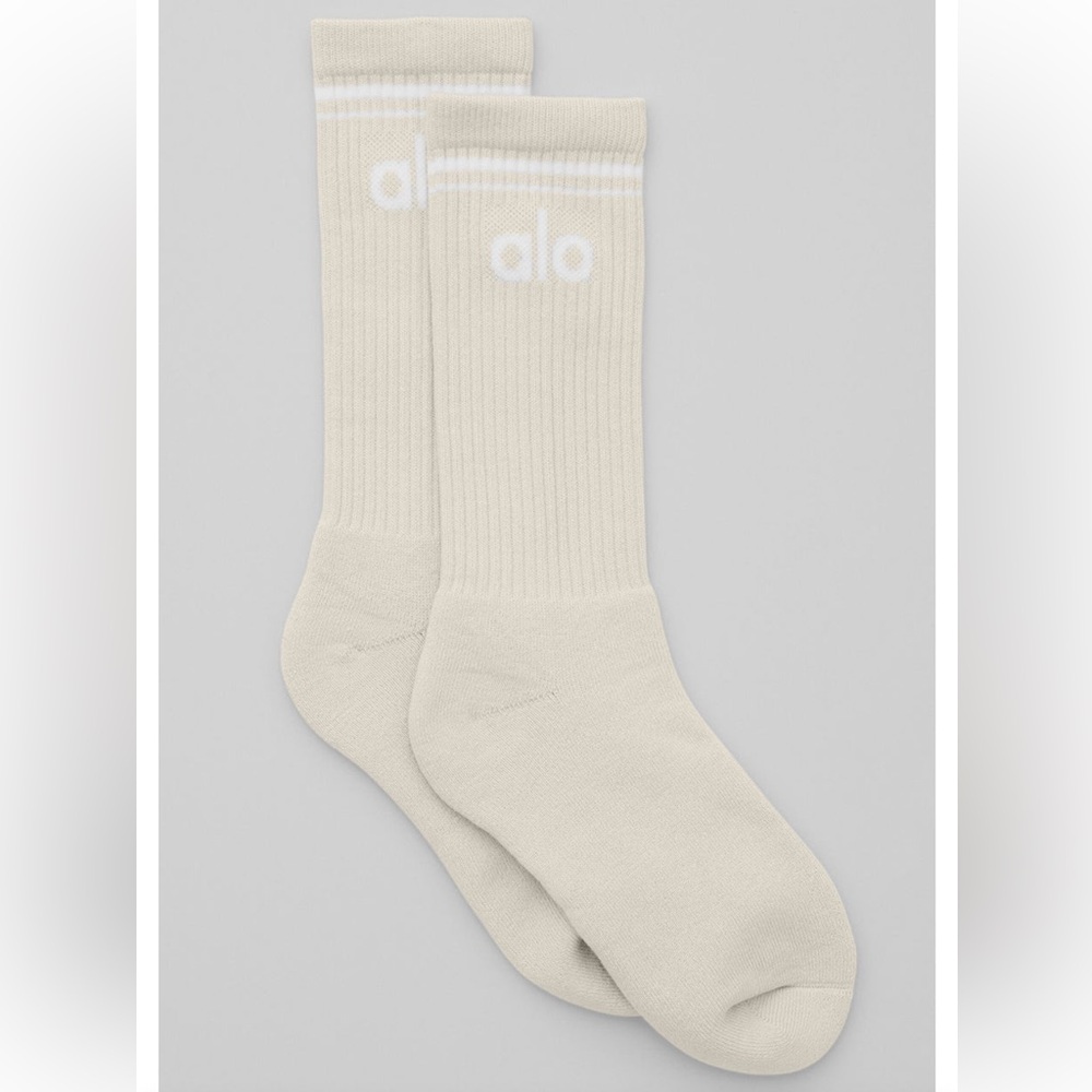 NWT Alo Yoga Unisex Throwback Socks – Bone/White - Small - Picture 2 of 3